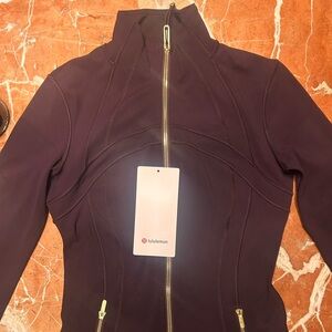 NEW* never worn Lululemon Dark Purple / Maroon Jacket with Gold Accents
